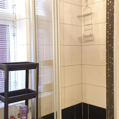 Midt I Byn Apartamento *