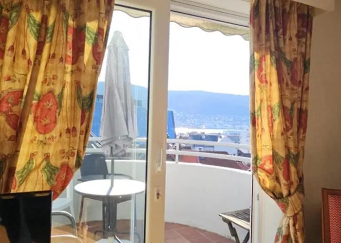 Apartament Midt I Byn *